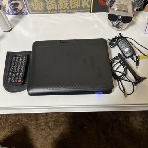 ポータブルDVDプレイヤー10インチ
