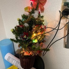 そのまま飾れるコンパクト　ツリーの画像