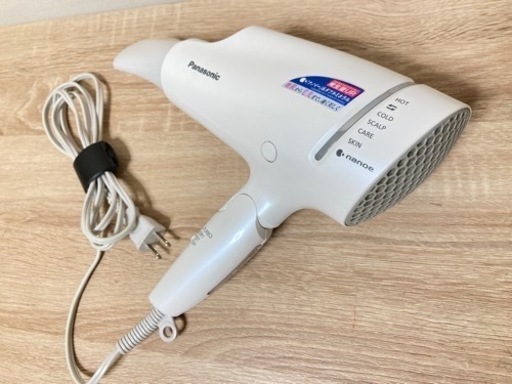 【断捨離のため破格〜】Panasonic ナノケア　EH-CNA9A ホワイト
