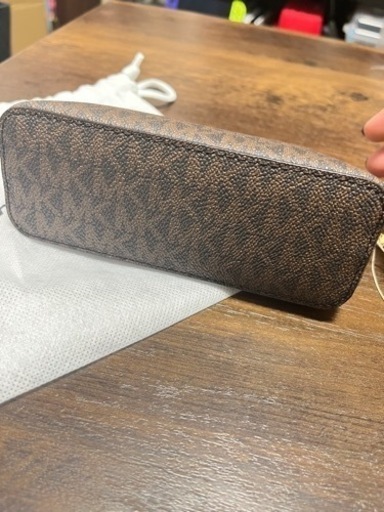 新品！マイケルコース コスメポーチ