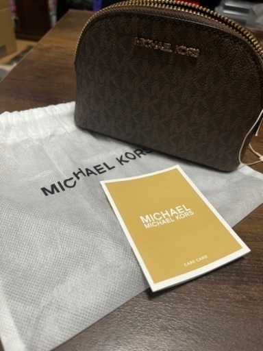 新品！マイケルコース コスメポーチ