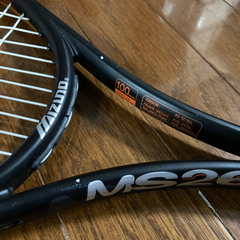 テニスラケットの画像