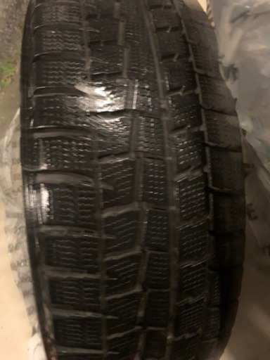 DUNLOP スタッドレスタイヤ　4本セット　185/65R15 