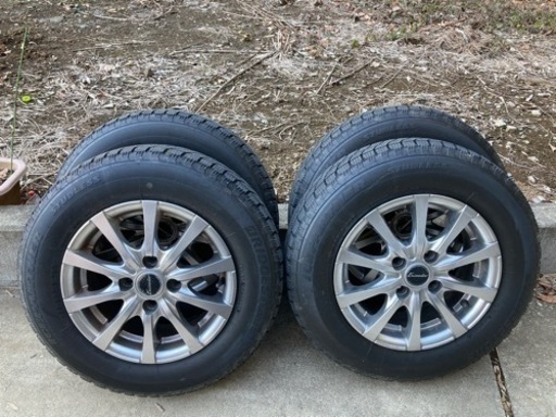 超値下げ！処分価格　スタッドレスタイヤ4本セット　155 80 R13