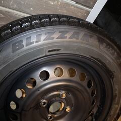 ●スタッドレス　タイヤセット　フリード等　冬用タイヤ　175／65　R15　●BLIZZAK圧倒的な人気…!!　●グリップが違います。●現行販売モデル ●ブリジストン　ブリザックVRX2　（4本売り）