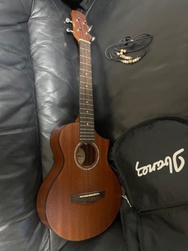 Ibanez コンサートウクレレ