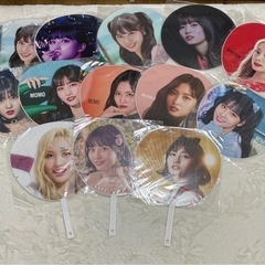 TWICE うちわ モモ