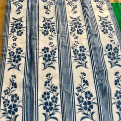 【値下げしました】 新品未使用　富士紡アクリル毛布　贈答箱入り　140 x 200の画像