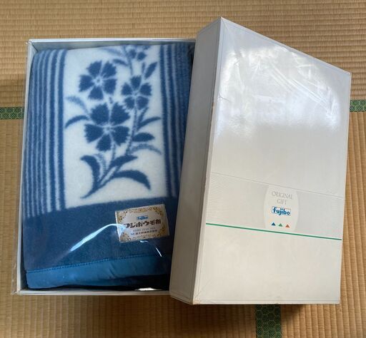 【値下げしました】 新品未使用　富士紡アクリル毛布　贈答箱入り　140 x 200