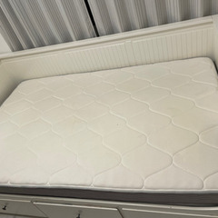 セミダブルマットレスの画像