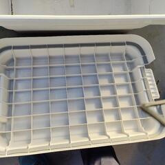 無印　ポリプロピレン頑丈収納ボックス　白  大　５０Ｌ　外置きしていたものの画像