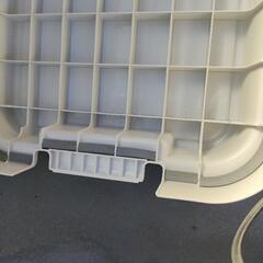 無印　ポリプロピレン頑丈収納ボックス　白  大　５０Ｌ　外置きしていたものの画像