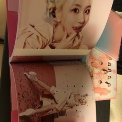 twice アルバム2枚　CD.DVD.写真集付きです。の画像
