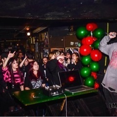 外国人ボーカリストとコピーエモバンド組みたい方募集してます！ - 新宿区