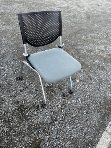 オフィスチェア　事務家具　キャスター付き　折りたたみ式スタッキング5脚セット