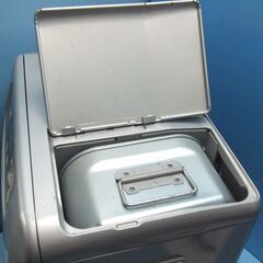 H119　コロナ　石油ファンヒーター　主に１０畳用　5.0L　3.19KW  型番FH-G3216Yの画像