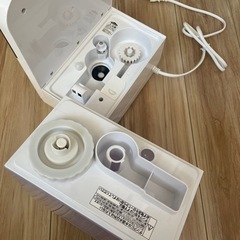 再び値下げ‼️アイリスオーヤマ 加湿器(ハイブリッド式)！の画像