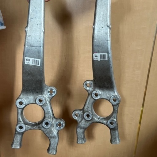 マークX130前期 純正ナックル