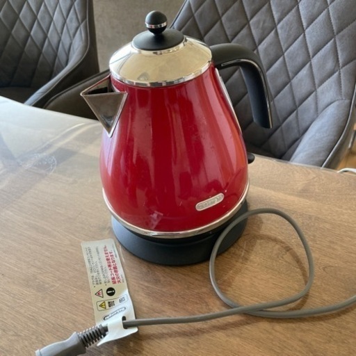 【成約済】デロンギ　電気ケトル　KBO1200J-R レッド