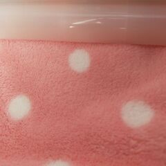 分かりづらいですが着る毛布の画像