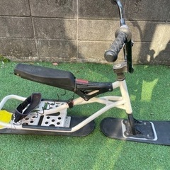 スノースクート　スノーバイクの画像