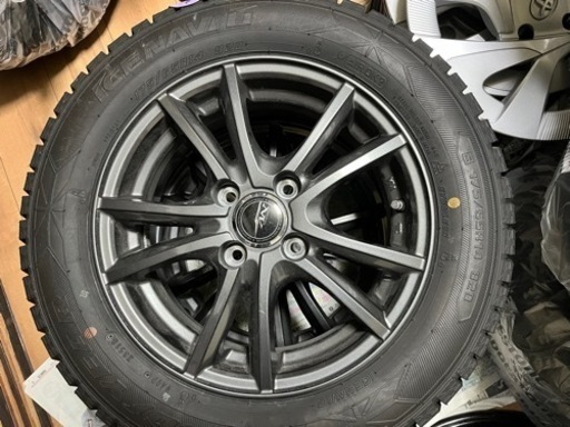 スタッドレス ホイール付きタイヤ 175/65 14インチ