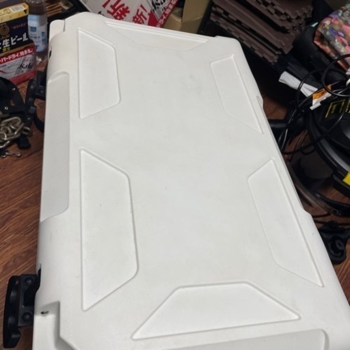 【お取引中】クーラーボックス　カスケード　釣り　キャンプ