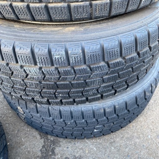 冬タイヤアルミホイール付き　175/65R15