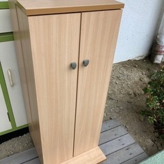 中古　CDラック　両扉付き