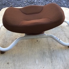 中古　らくらく骨盤運動マシン　ながらウォークの画像
