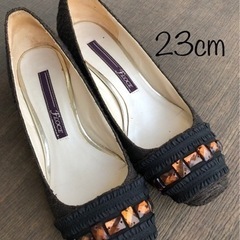 パンプス　23cm