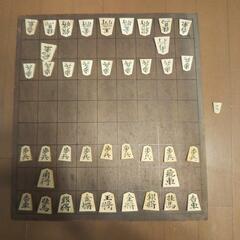 【将棋セット】 将棋盤脚付き 彫り駒 南口所有