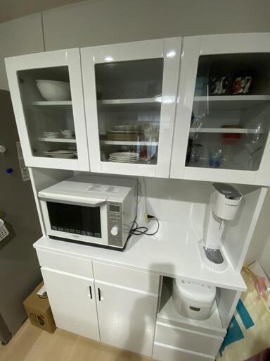食器棚