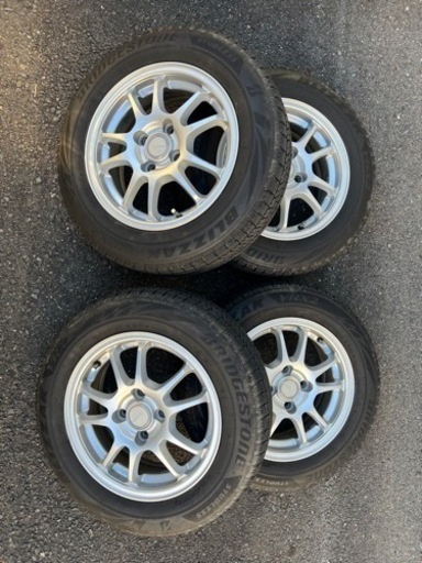 スタッドレスタイヤ4本セット