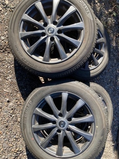 195 60 R16 冬タイヤセット　セレナ　BOXY