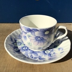 新品未使用　NARUMI BONE CHINA カップソーサーの画像