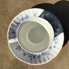 新品未使用　NARUMI BONE CHINA カップソーサーの画像