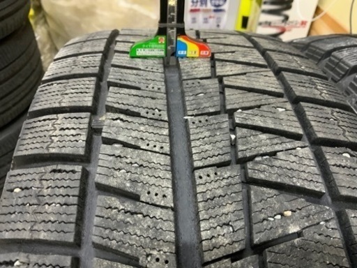 スタッドレス215/55R17アルミ付4本セット