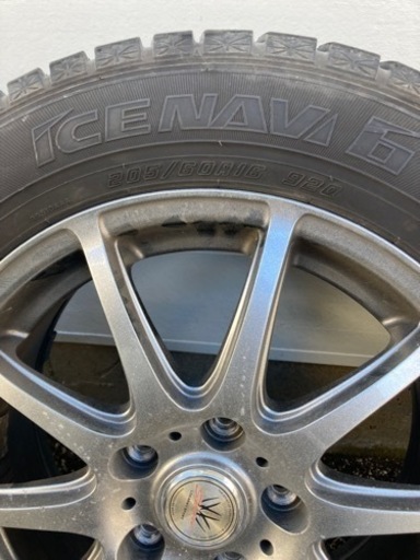 スタッドレスタイヤ　205/60R16 ホイールナットセット
