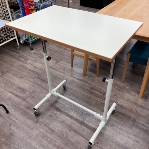 サカエ 軽量セルワーク作業台 高さ調整可 作業台 キャスター付き