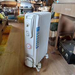 DeLonghi デロンギ オイルヒーター RADIA R730...