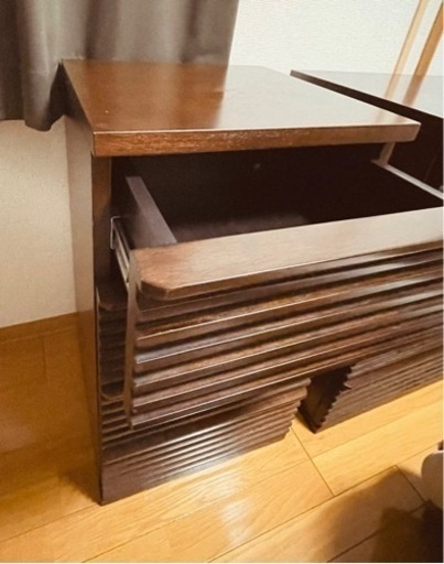 a.flat 小さめのチェスト　8万円相当