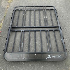 TERZO製ルーフカーゴ（EA311?）