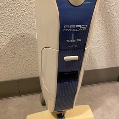 TOSHIBA サイクロン掃除機の画像