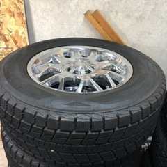 ランクル　タイヤ　スタッドレス