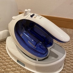 美品　TOSHIBA アイロン