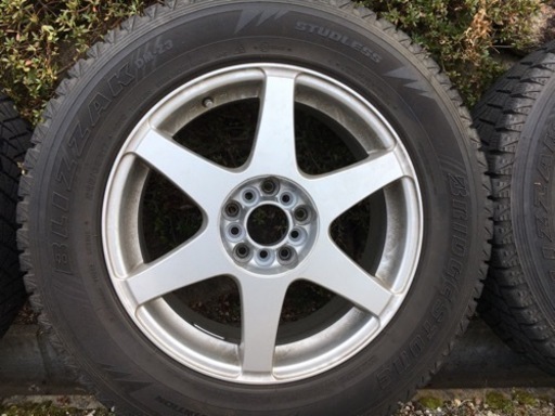 スタッドレスタイヤ ホイール付き 225/65 17 RAV4