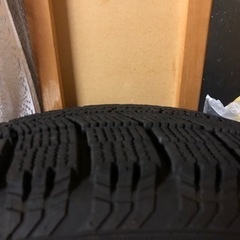 スタッドレスタイヤの画像