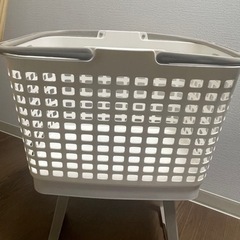 【決まりました】12/23まで❗️折りたたみできる洗濯カゴ