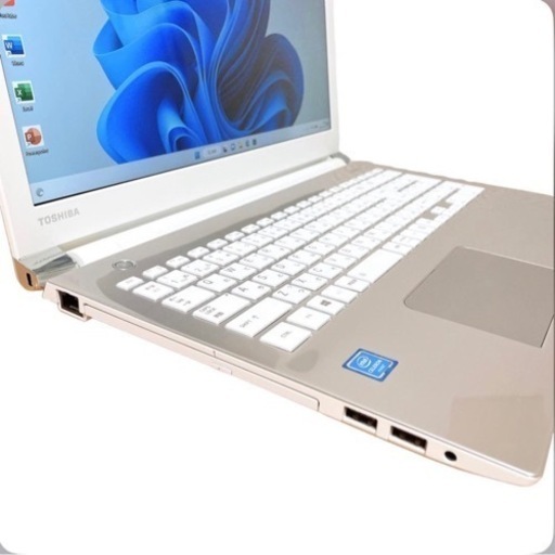 東芝 高年式 ノートパソコン Dynabook 動作快適 Windows11 HDD320GB